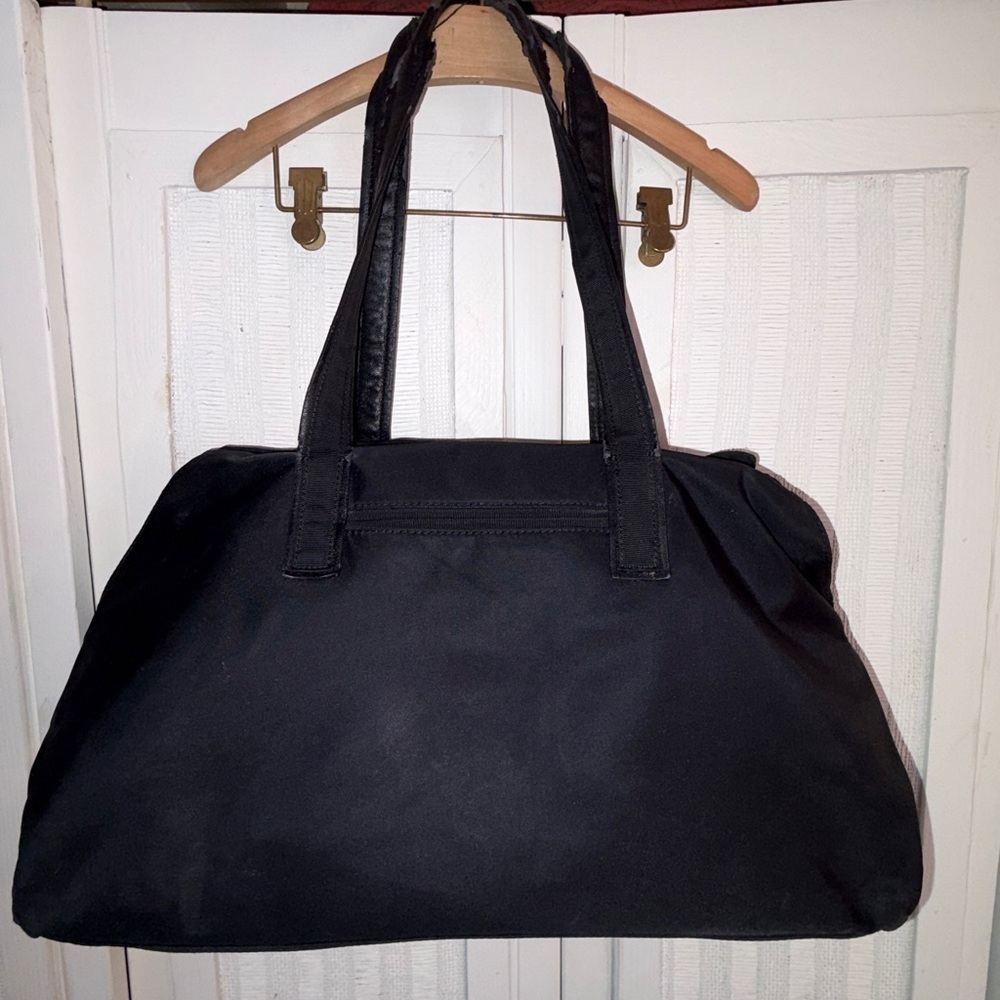 Lululemon Go getter duffle bag - Picture 6 of 14